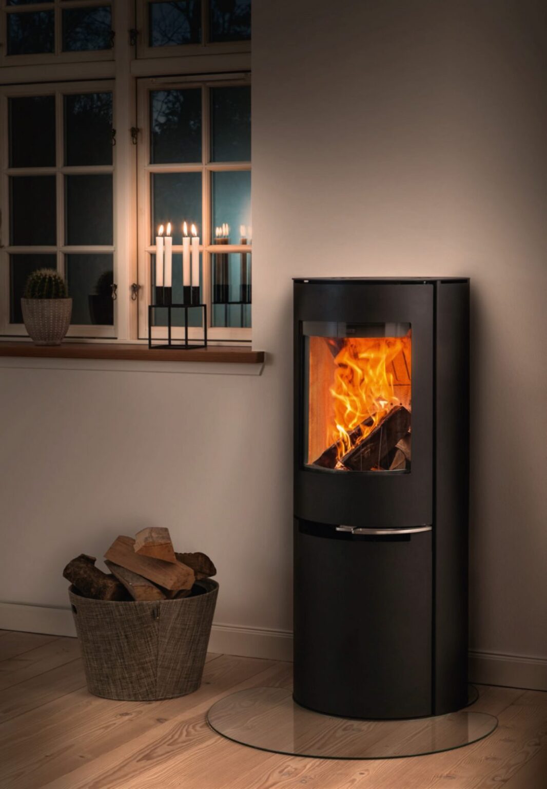 Aduro H2 Hybrid Woodburning / Pellet Stove Complete Stoves