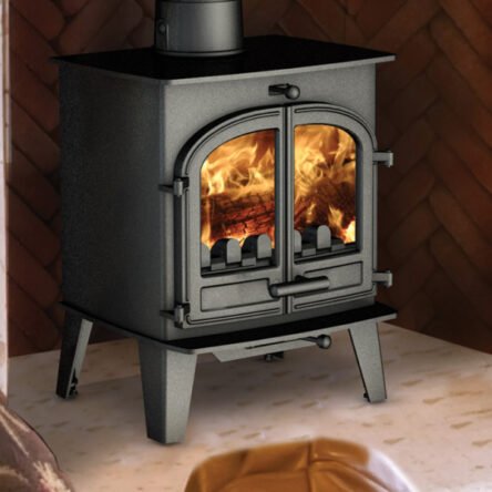 Cleanburn Løvenholm Traditional Woodburning / Multifuel Stove